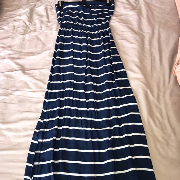 Blue and White Sundress - Picture 2 of 4